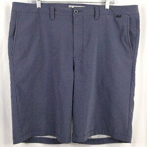 Travis Mathew Golf Shorts Mens Size 40 Slate Blue Flat Front Bermuda Matthew